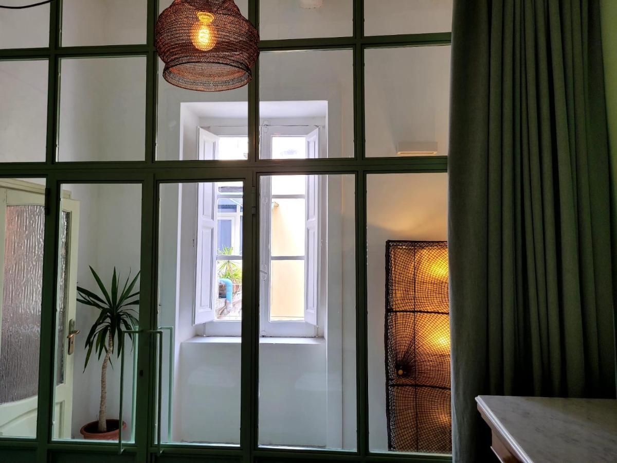 Apartment Charming With Balcony In The Historic Center