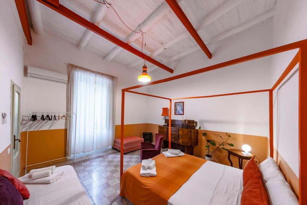 Charming With Balcony In The Historic Center Apartment *