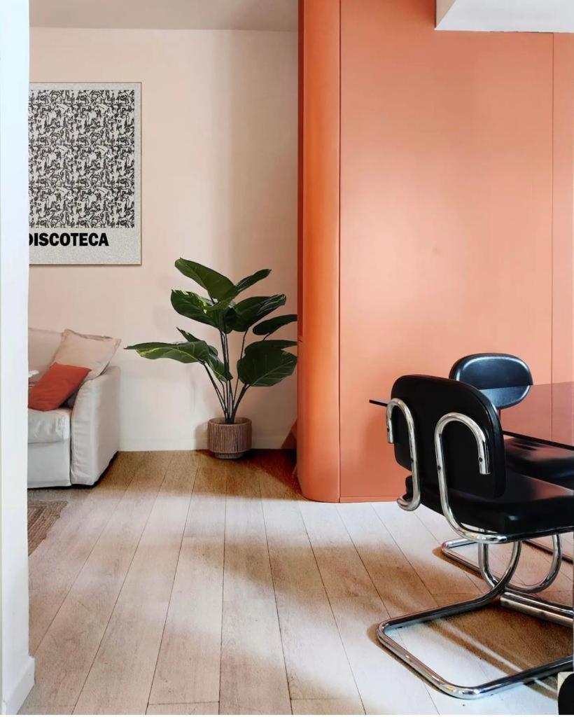 Charming With Balcony In The Historic Center Apartment *